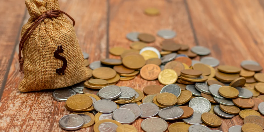 Cerca de 6 a cada 10 estudantes adolescentes estão em algum grau de pobreza, aponta levantamento